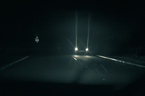 Headlights-in-the-dark.jpg